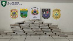 homem-e-preso-com-mais-de-59-quilos-de-droga-em-canoa-no-interior-do-acre