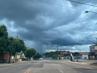 inmet-emite-alertas-de-chuvas-fortes-com-ventos-intensos-para-todo-o-acre