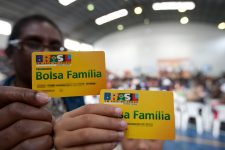 bolsa-familia:-mais-de-130,8-mil-familias-acreanas-recebem-beneficio-em-maio