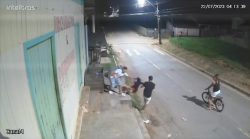 policia-civil-investiga-video-que-mostra-jovem-sendo-agredida-a-chutes-por-quatro-pessoas-no-interior-do-acre