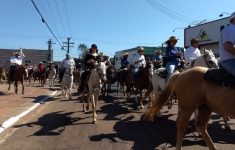 cavalgada-2023:-inscricoes-sao-prorrogadas-e-governo-anuncia-trio-com-artistas-para-animar-trajeto