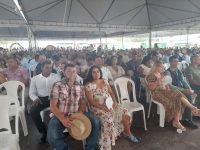 casais-celebram-uniao-em-casamento-coletivo-na-arena-de-shows-da-expoacre