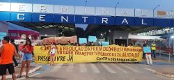 estudantes-fazem-manifestacao-contra-reducao-de-linhas-de-onibus-em-rio-branco