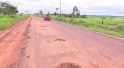 pelo-terceiro-ano-seguido,-estrada-do-interior-do-acre-aparece-entre-as-piores-do-brasil